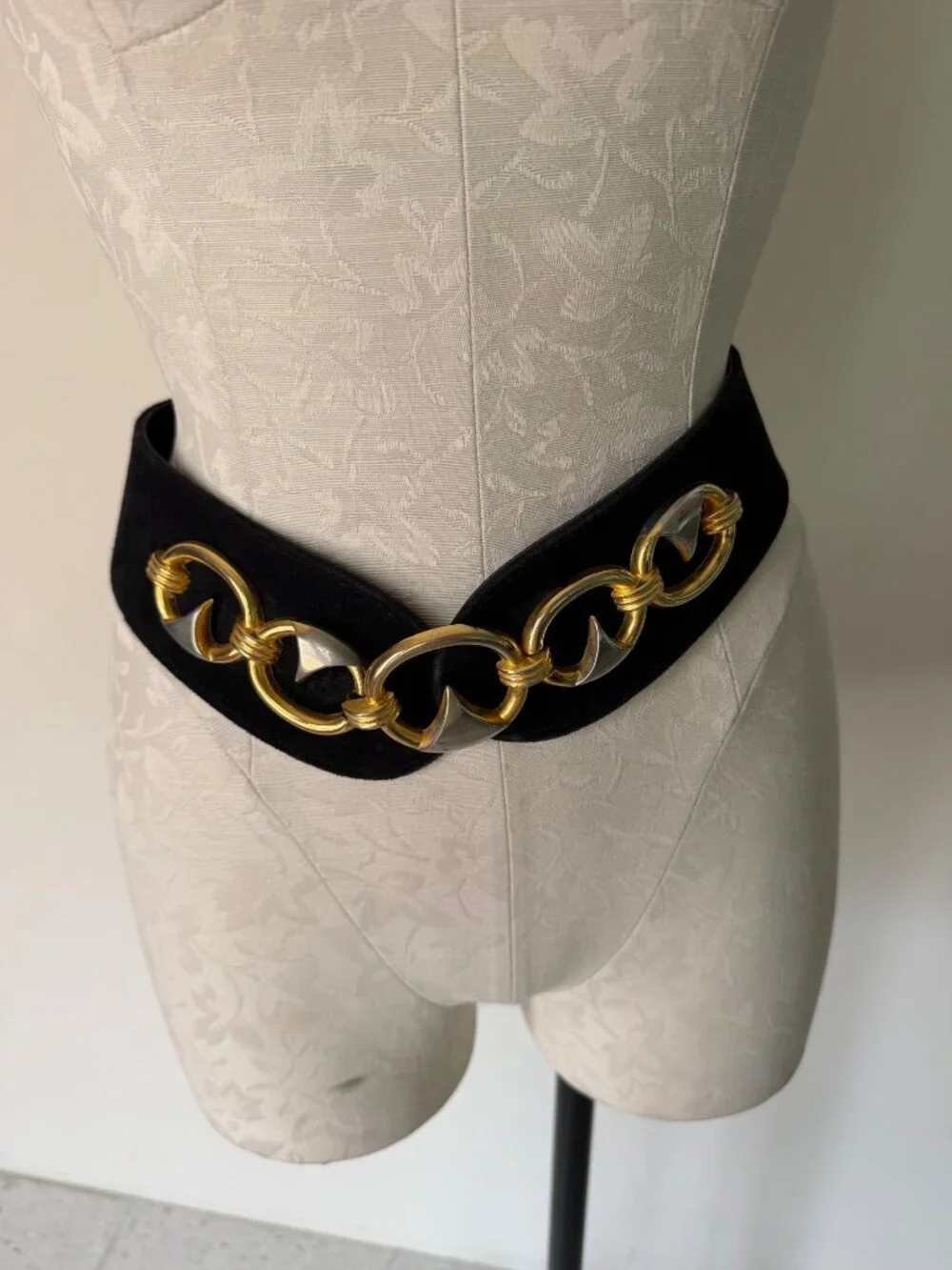 Vintage Womens Suede Two Tone Metal Statement Wide Waist Cinch Belt One Size